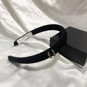 Сладкая роскошная бренда для волос дизайнеры буквы Hair Band Ladies Casual Head Bands Женские аксессуары