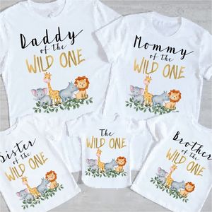 Family Matching Outfits Wild One 1st Birthday Tee Birthday Boy Safari One Zoo Jungle Wild Family Matching Clothes Funny Tshirts White Party Tshirt White 230427