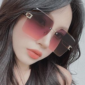 Sunglasses Fashion Style Women Metal Hollow Out Leg Rimless Cut Edge Women's Anti-reflective Female Sun Glass