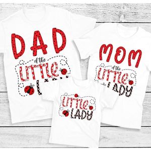 Aile Eşleşen Kıyafetler Ladybug Tshirt Güzel Doğum Günü Kız Parti Giysileri Komik Aile Eşleştirme Gömlek Kıyafetleri Set Grafik Tees Hediye 230427