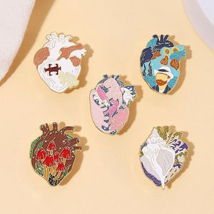 Broschen Oragn Herz Emaille Pins Benutzerdefinierte Ölgemälde Pilz Dinosaurier Puzzle Conch Revers Abzeichen Schmuck Geschenke