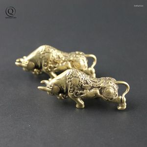 Keychains Copper Stock Market Bull Head Pendant Vintage Brass Metal Chinese Zodiac Animal Keychain Charm Car Key Rings Holder