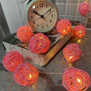 Strings Rattan Ball Christmas Lights Ciąg 1,5 m/3m romantyczne serce Garland 3,2 cm średnica do dekoracji świątecznej wróżka lampa navidad