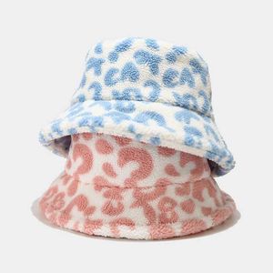 Szerokie brzegowe czapki nowe modne zimowe lampart faux futra puszyste wiadra czapki kobiety na zewnątrz ciepły słoneczny kapelusz miękki futrzany rybak cap mgła mody Panama AA230426