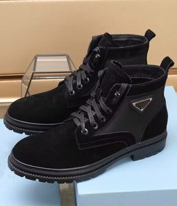 Botas masculinas de inverno monolíticas, couro preto escovado, nylon, cadarço, sola de borracha técnica, bota de combate para cavalheiro, caminhada EU38-45