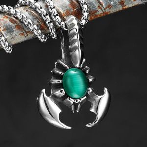Hänge halsband grön pärla skorpion män halsband 316l rostfritt stål amulett kedja rock rap för par vän manliga smycken gåva grossist