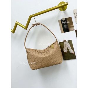 Box Fashion Venata Underarm Wallace Casual Totes Woven Purse 2023 New Lady Simple Bag Lunch Classic Handheld Botegas Single Shoulder Bags Women's NC5L