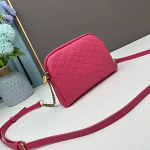 Mode GABY Tasche Umhängetasche mit Rautenmuster Leder klassische Muscheltasche für Damen Reißverschlusstasche mit großem Fassungsvermögen Metalllogo Lederschultergurt michael_kops