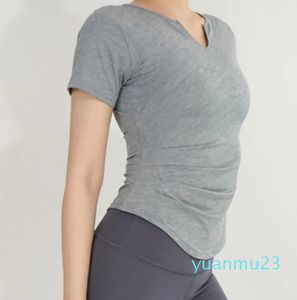 T-shirt da yoga a maniche lunghe a maniche corte, ad asciugatura rapida, traspirante, slim fit, con scollo a V, top da donna per yoga sportivo