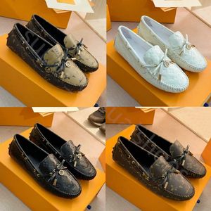 Designer-Kleiderschuhe Herren Frauen aus Slipper klassischer Luxurys Vintage Moccasin Metal Button Real Leder Marke Oxfords Casual Shoes 35-46