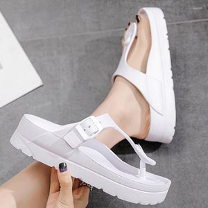 Hausschuhe Sommer Frauen EVA Weiche Rutschen Dame Mode Dicke Sohle Garten Schuhe Flache Süße Sandalen Weibliche Plattform Strand Flip Flops