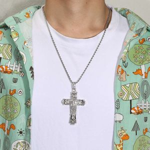 Collana di design Ciondolo a croce sottile Hip Hop Collana con diamanti pieni di diamanti Collana di moda Accessori di abbigliamento Collana a catena a maglie cubane Hip Hop da uomo