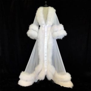 Weiße Doppel-Deluxe-Damen-Robe, Pelz-Wickel, Bademantel, Nachtwäsche, Braut-Robe, Marabou-Morgenmantel, Party-Geschenke, Brautjungfern-Wickel