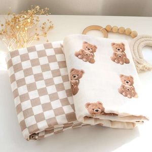 Filtar Swaddling Neddy Bear Muslin Swaddle Baby Super Soft 70% Bambu 30% Organic Cotton 2 Layers Spädbarn Wrap 230426