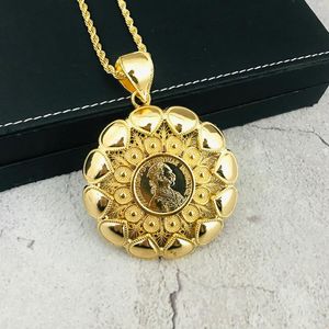 Pendant Necklaces Algerian Head With Double Layer Design Two Integration Metal Round Coin Necklace Hip Hop Style Women's Choker Jewelry