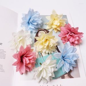 Dekorative Blumen 4/8pcs mehrfarbiger Löwenzahn-Blütenkopf Mini-Seide künstliche Hochzeit Verlobungsfeier Wohnkultur DIY Girlande Kopfschmuck