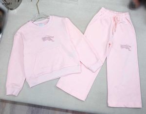 Marca autunno bambino Tuta per bambini abiti firmati Taglia 100-160 Tinta unita per ragazze ragazzi Girocollo con cappuccio e pantaloni Nov25