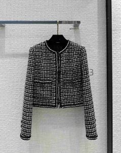 2023 Designerkläder Kvinnors vintage långärmad tweed blazer topprock kvinnors ärmklänning