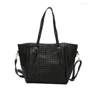 Evening Bags Hand-woven Shoulder For Women High Quality Knitting Handbags Classic Designer Casual Totes Lady's Elegant Female Cluth