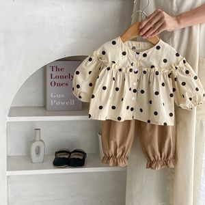 Zestawy odzieży ubrania dziewczynki jesienne niemowlę bluzki dziewczęta kropka Drukuj koszule z długim rękawem lub małe solidne spodnie