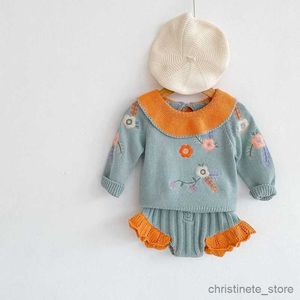 Conjuntos de roupas outono infantil bebê meninas roupas terno de malha bordado folha de lótus colarinho superior + calças de renda 2pcs criança bebê meninas conjuntos de camisola R231127