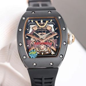 Den nya samurai -rustningen är utrustad med automatisk rörelse Samurai Armor Hollow Carving Pattern Watch Quality Men's Watch