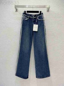 2023 Designer Fashion Blue Jeans Pantaloni da donna Donna CapriCargo Pantaloni Yoga Pantaloni a gamba larga Trendy Flares Ccc Jeans Pantaloni Compleanno Regali di Natale