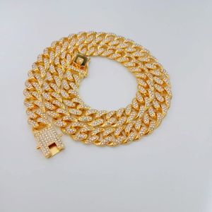 Designer-Mode-Hip-Hop-Kubanische Strass-Halskette, Edelstahl-Halskette, 45 cm lange Goldkette, Temperament-Halskette, ein tolles Geschenk für den Freund im Großhandel