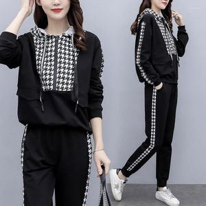 Zweiteilige Damenhose Herbst Winter Schwarz Baumwolle Sport Zweiteiliges Set für Frauen 2023 Kapuzenpullover Tops und Jogginghose weiblich groß