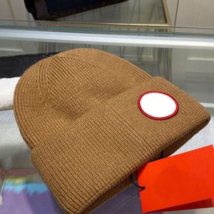 Berretto con teschio Berretto con teschio Designer Berretto invernale Berretto lavorato a maglia Cappello di lana Uomo Donna Maglia grossa spessa calda pelliccia sintetica Pom Berretti Cappelli Cappello a secchiello Donna Bonne001L