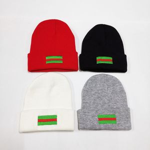 Harm Beanie Hat Designer Beanie Bonnet Zamocowane czapki zimowy kapelusz świąteczny kapelusz wiadra kapelusz wiosenna czaszka czapki wełniane czapki dla mężczyzn i kobiet czarny kapelusz