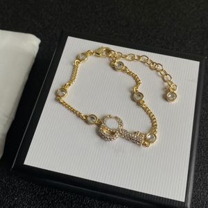Fashion Style Bracelets Women Bangle Wristband Cuff Beads Chain Luxurious Designer Letter Jewelry Crystal 18K Gold Plated Copper Brass No Fading Wedding Lovers