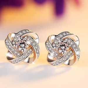 Brincos de garanhão 925 Sterling Silver agulha fêmea de quatro folhas 0,5 ct moissanita jóias de casamento pedras preciosas