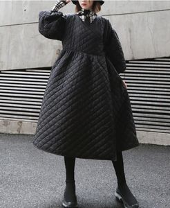 Läder Ny överdimensionerad vinterrockklänning Kvinnor Vintage Puff Sleeve Plaid Wrap Parka Parka Europe Black Cotton Jacket Autumn Overcoat Streetwear