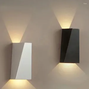 Duvar lambası Modern trapezoid LED aydınlatma fikstürü nordic ev dekorasyon oturma odası yatak odası banyo aynası ışıkları açık aplik