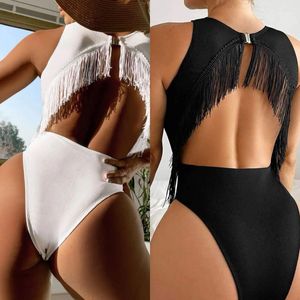 Mulheres Swimwear 2023 Europeu e Americano Sunken Stripe Tassel One Piece Swimsuit Bikini