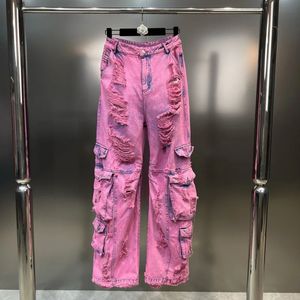 Kvinnors jeans prepomp 2023 hösten ankomst rosa kontrastfärg rippade hål multi fickor denim byxa long gl407 231128