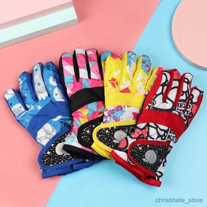 Children's Mittens Winter Must Children Ski Gloves Non-slip Thicken Warm Long-sleeved Mitten Comfortable Snow Snowboard Windproof Waterproof Gloves