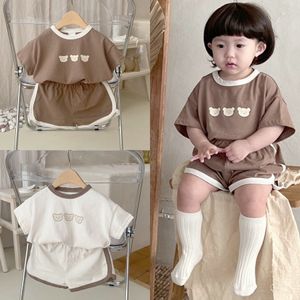 Pagliaccetti Estate Versione coreana Neonati maschi e femmine 2pcsset T-shirt a maniche corte Suit Cartoon Cute Kids Clothes Sets Costume 230427