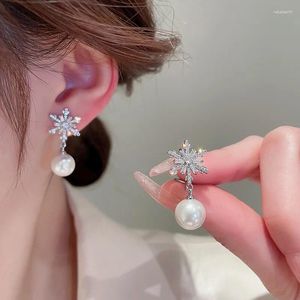 Backs Earrings Light Luxury Round Pearl Zircon Snowflake Clip For Women Fashion Temperament No Earhole Earbone Clips Jewelry