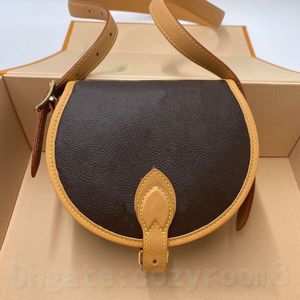 Designer Horseshoe Bags Classic Texture Tote Handbag Luxury Shoulder Bag Women's portable purse Flip button Cross body bag wallet Fashion elements Tambourins