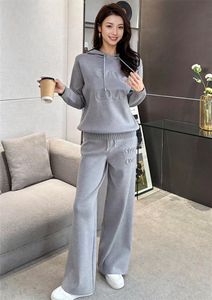 Kvinnor Autumn Loose Casual Tracksuit Fashion Outfits Luxury Designer 2 PCS Set Hooded Jumper Tops With Wide Ben Cotton Pants Women kläder