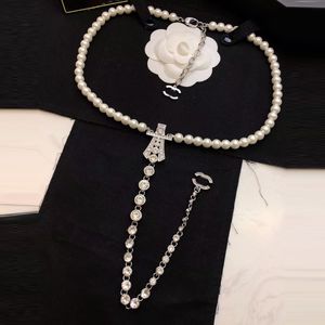 Collana con ciondolo in rame in ottone di alta qualità Catena Moda Donna Non sbiadisce mai Designer Collane in cristallo argento Pendenti girocollo Gioielli da sposa Regali Timbro posteriore