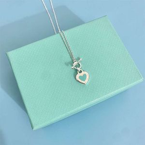 S Sterling Sier Women 's Blue Heart Necklace Letter Love Pendant Simple and Needle Buckle Love Clavicle Chain