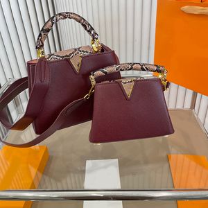 Women Handbag Designer Shoulder Bags Luxurys Designers Black Handbags Crossbody Wallet Clutch Womens Backpack