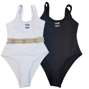 Un pezzo di costume da bagno con perdite di perdite stampata bianca nera elegante comoda costumi da bagno estivo bikini surf per donne per donne