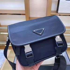 Portfölj män väska sacoche homme messenger crossbody väskor högkvalitativa handväskor förföljer två färger 180f