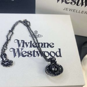 Designer viviene Westwoods New Viviennewestwood New Western Empress Dowager 3d Black Crystal Earth Planet Necklace Personalized Classic Ufo Glass Beads Planet Sw