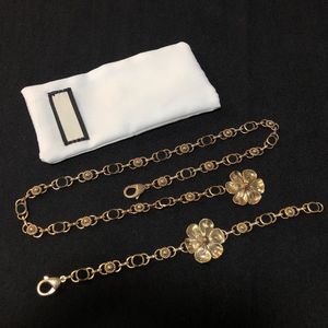 Mode mässingskedja halsbandsbokstäver för man kvinna blomma designer armband kedjor smycken leverans