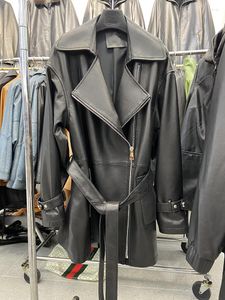 Mulheres de couro feminino Spring Black Black Genuine Sheepskin Long Jacket Coat Belt Slim Real sobretudo